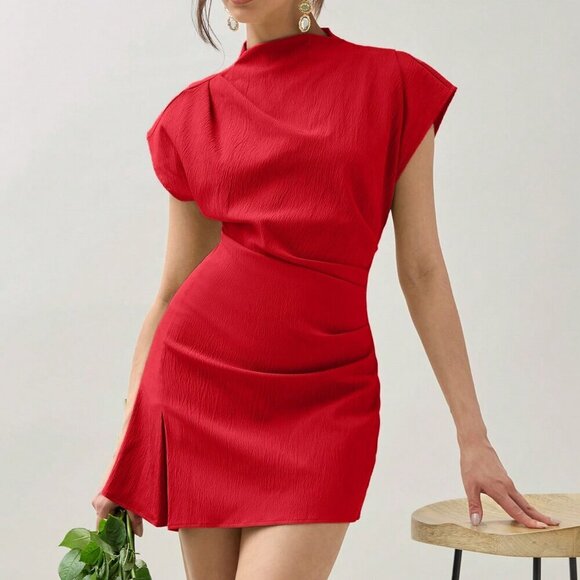 Red Elegant Women's Pleated Collar Short Sleeve Blouse - Picture 5 of 6